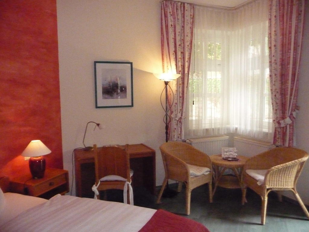Hotel Am Grudenberg Халберщат Стая снимка
