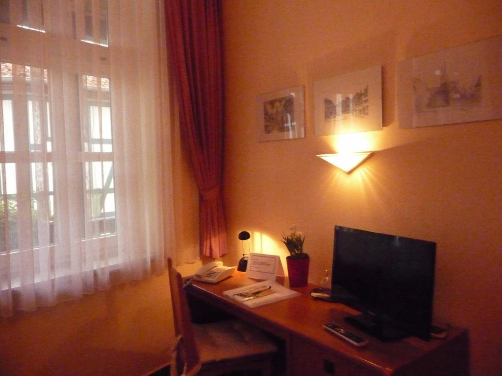 Hotel Am Grudenberg Халберщат Стая снимка