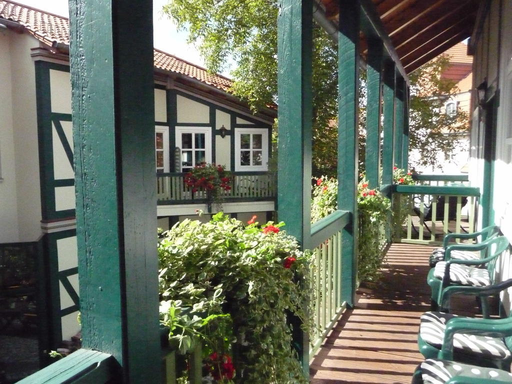 Hotel Am Grudenberg Халберщат Екстериор снимка